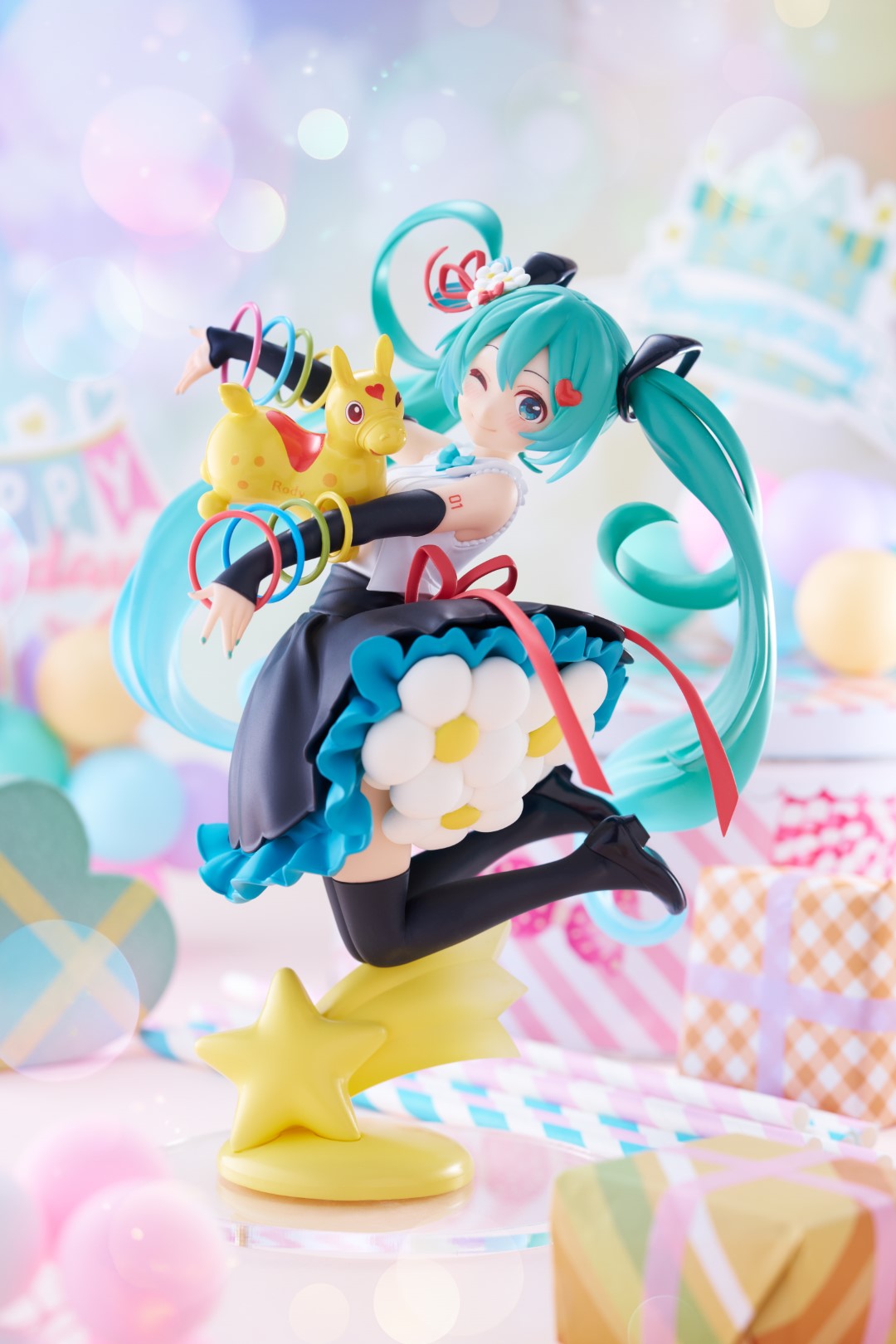 Hatsune Miku x Rody AMP+ Figure 39 / Thank You Ver.