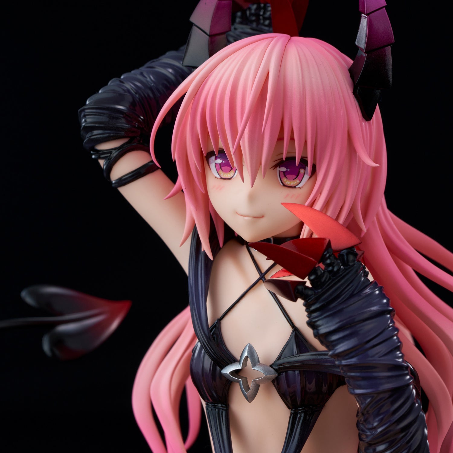 To LOVE-Ru Darkness Nana Astar Deviluke Darkness ver 1 / 6