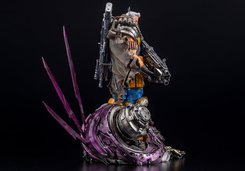 CABLE FINE ART STATUE SIGNATURE SERIES -Featuring the Kucharek Brothers-
