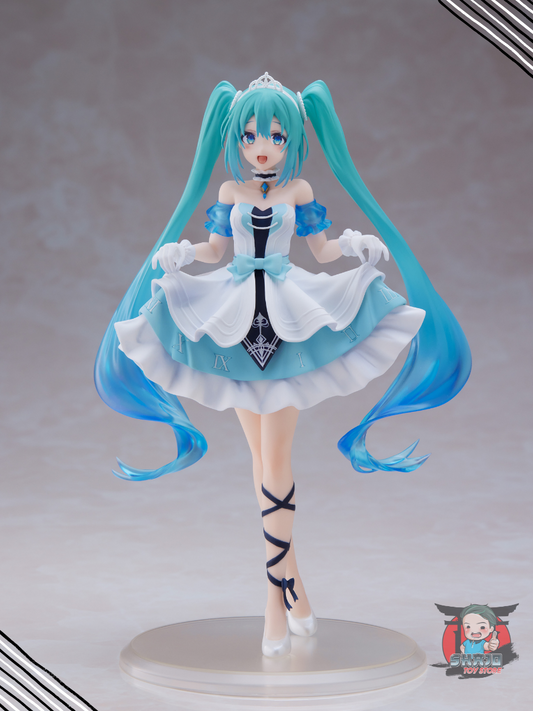 Hatsune Miku Wonderland Figure (Cinderella)